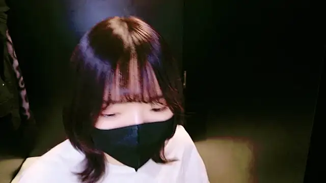 Snapshot of ranran_ch chatting on 02-17-25, 05:14 ranran ch online show from 02-17-25, 05:14