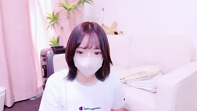 Snapshot of ranran_ch chatting on 11-02-25, 05:43 ranran ch online show from 11-02-25, 05:43