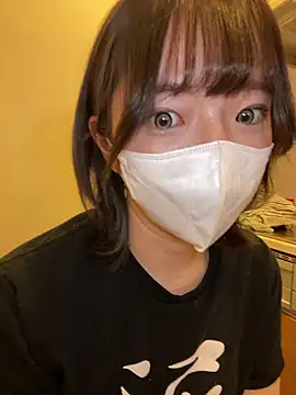 Snapshot of ranran_ch chatting on 11-06-25, 06:47 ranran ch online show from 11-06-25, 06:47