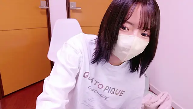 Snapshot of ranran_ch chatting on 11-30-25, 08:18 ranran ch online show from 11-30-25, 08:18