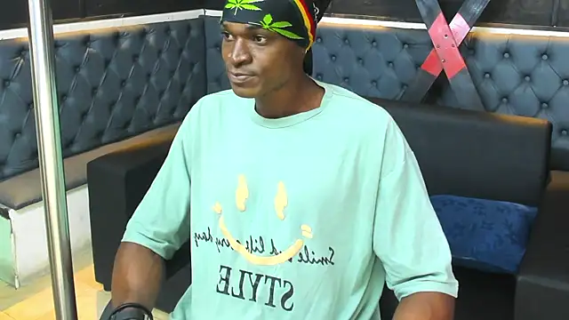 Snapshot of Terrance_z chatting on 12-03-25, 07:34 Terrance z online show from 12-03-25, 07:34