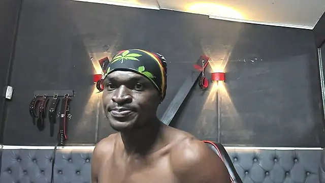 Snapshot of Terrance_z chatting on 12-14-25, 11:53 Terrance z online show from 12-14-25, 11:53