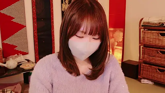 Yui-Ch online show from 01-08-25, 01:20