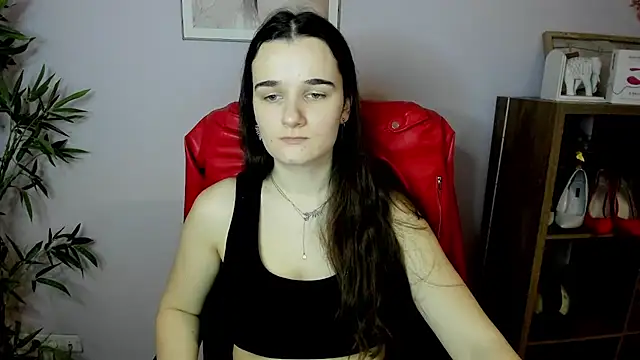 Snapshot of KateDelight chatting on 02-22-25, 10:40 KateDelight online show from 02-22-25, 10:40