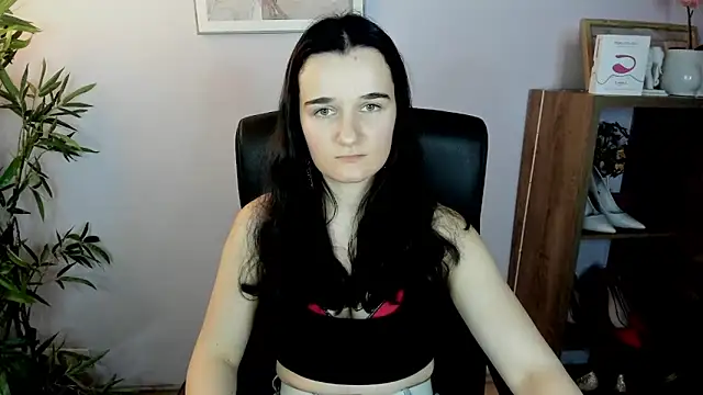 Snapshot of KateDelight chatting on 02-27-25, 08:53 KateDelight online show from 02-27-25, 08:53