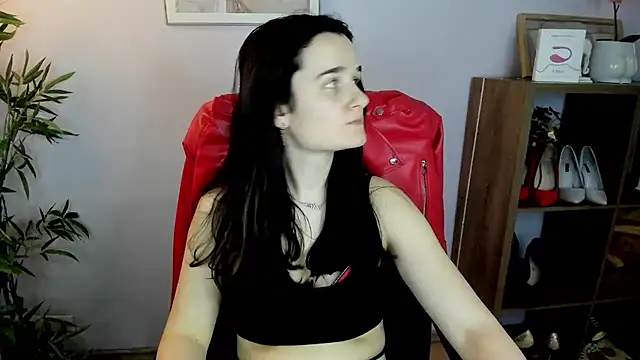 Snapshot of KateDelight chatting on 03-02-25, 02:10 KateDelight online show from 03-02-25, 02:10