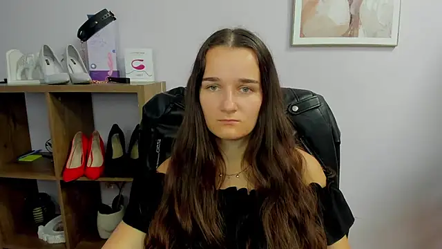 Snapshot of KateDelight chatting on 09-21-25, 06:37 KateDelight online show from 09-21-25, 06:37