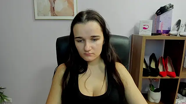 Snapshot of KateDelight chatting on 11-08-25, 07:41 KateDelight online show from 11-08-25, 07:41