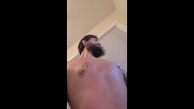 Armyexhibitionistvet online show from 09-10-25, 04:12