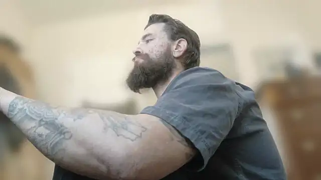 Armyexhibitionistvet online show from 09-18-25, 10:34