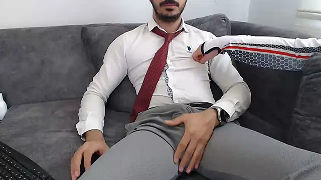 Naughtb0y online show from 05-11-26, 09:59