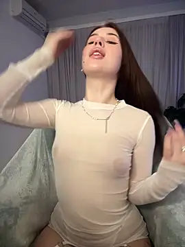 Milkissss online show from 03-15-25, 07:27