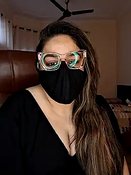 Snapshot of SEXY-Sardarni chatting on 12-15-24, 09:35 SEXY-Sardarni online show from 12-15-24, 09:35