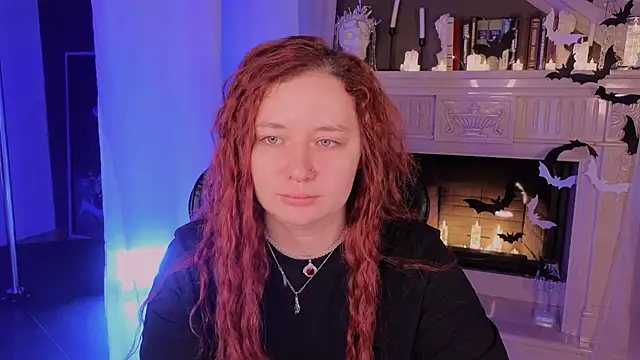 carolina elf online show from 10-21-25, 04:57