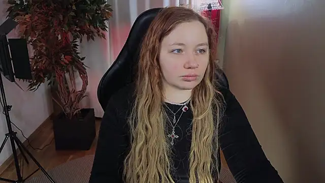 carolina elf online show from 02-04-26, 05:35