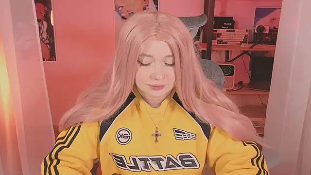 carolina elf online show from 04-03-26, 07:17