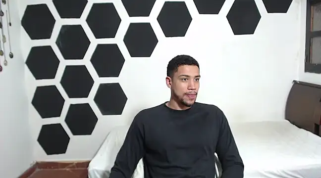 Snapshot of Jhors__Collens chatting on 01-17-25, 04:17 Jhors Collens online show from 01-17-25, 04:17