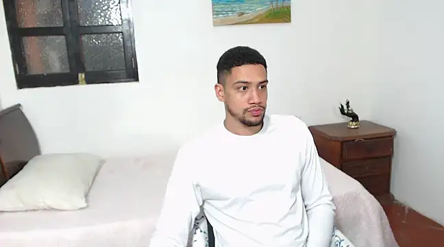 Snapshot of Jhors__Collens chatting on 03-07-25, 04:35 Jhors Collens online show from 03-07-25, 04:35