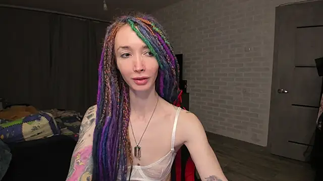 Roxy Silver online show from 01-27-25, 10:06