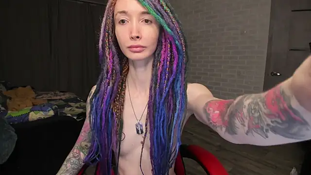 Roxy Silver online show from 01-31-25, 10:52