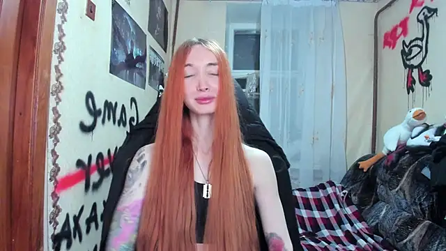 Roxy Silver online show from 02-13-25, 09:06