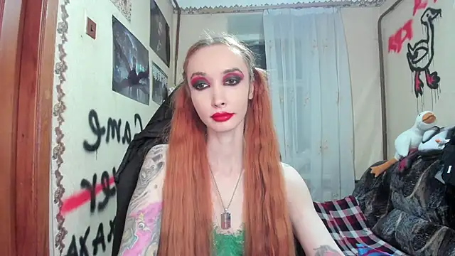 Roxy Silver online show from 02-21-25, 01:00