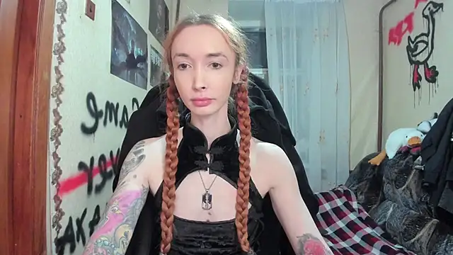 Roxy Silver online show from 02-28-25, 07:25