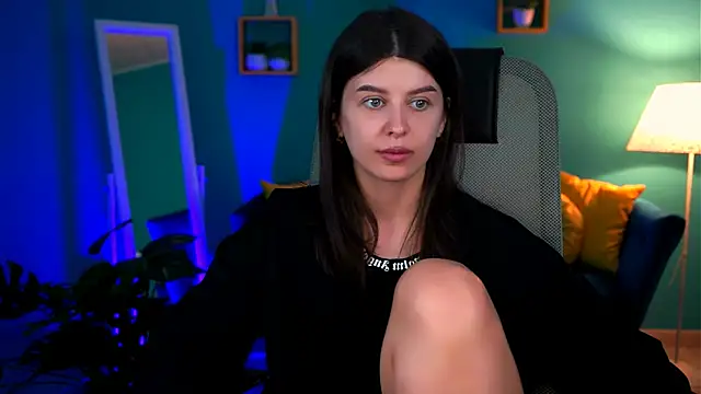 Snapshot of NicoleMun chatting on 02-19-25, 03:27 NicoleMun online show from 02-19-25, 03:27