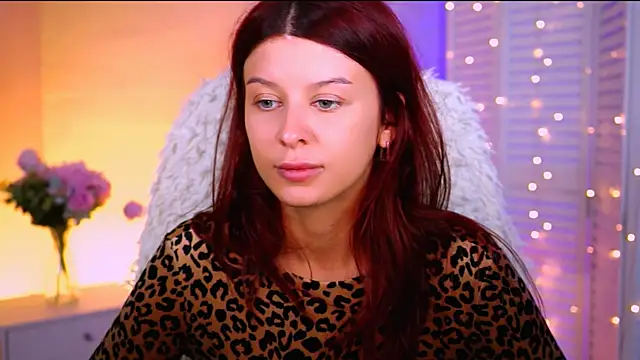 Snapshot of NicoleMun chatting on 10-07-25, 01:41 NicoleMun online show from 10-07-25, 01:41