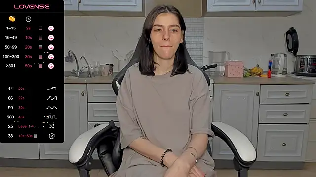 broosnica1 online show from 02-15-25, 08:33