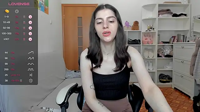 broosnica1 online show from 04-18-26, 09:02