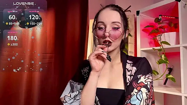 Alice Succuby online show from 02-07-25, 06:56