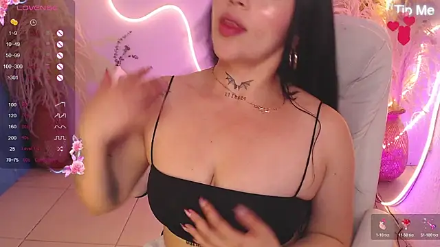 ViolettaHotLatin  online show from 06-01-26, 11:34