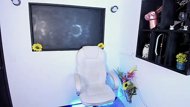 xenia golden online show from 03-04-26, 09:43