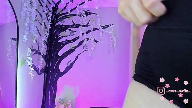  AlejaCruz  online show from 01-05-26, 07:39