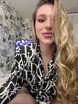 adel secret online show from 02-04-26, 09:09