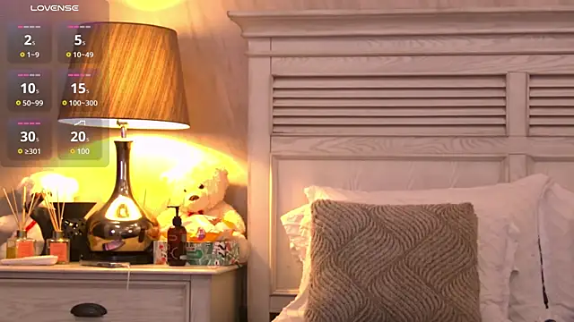 Snapshot of GinaMence chatting on 02-04-25, 08:17 GinaMence online show from 02-04-25, 08:17