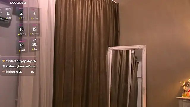 Snapshot of GinaMence chatting on 02-09-25, 09:37 GinaMence online show from 02-09-25, 09:37