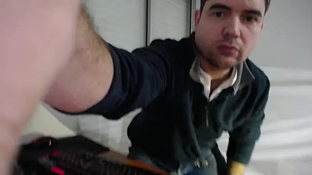 Kohaynewbie online show from 01-15-26, 04:55