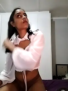 Snapshot of cleopatra-phaedra chatting on 03-06-25, 08:27 cleopatra-phaedra online show from 03-06-25, 08:27