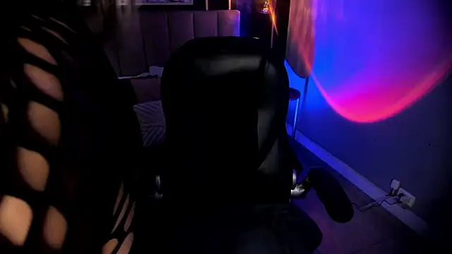 Violetta Nur online show from 01-15-25, 05:08