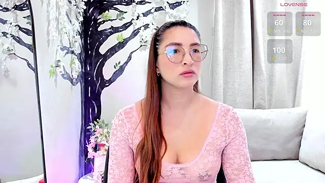  LaraMom  online show from 03-06-26, 07:43