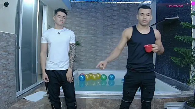 Snapshot of Boysgang_sex chatting on 07-12-26, 11:23 Boysgang sex online show from 07-12-26, 11:23