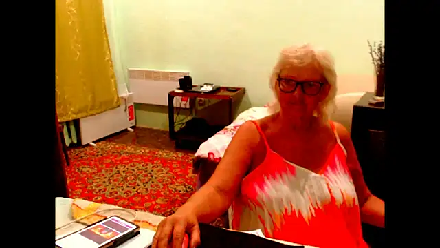 Snapshot of Natali7634 chatting on 06-26-26, 03:27 Natali7634 online show from 06-26-26, 03:27