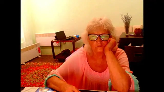 Snapshot of Natali7634 chatting on 07-01-26, 07:43 Natali7634 online show from 07-01-26, 07:43