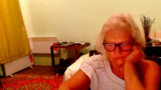 Snapshot of Natali7634 chatting on 07-06-26, 05:15 Natali7634 online show from 07-06-26, 05:15