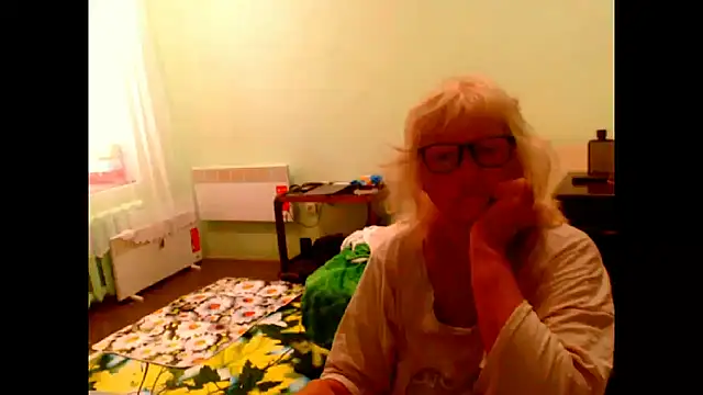 Snapshot of Natali7634 chatting on 07-11-26, 06:05 Natali7634 online show from 07-11-26, 06:05