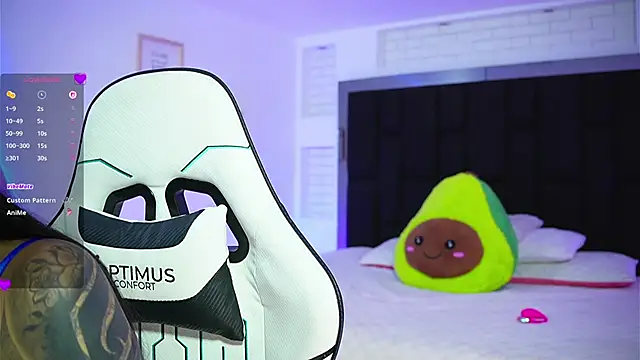 Snapshot of Marianamonroe_ chatting on 09-25-25, 06:55 Marianamonroe online show from 09-25-25, 06:55