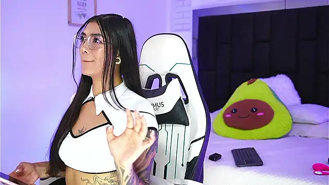 Marianamonroe  online show from 01-15-26, 07:17