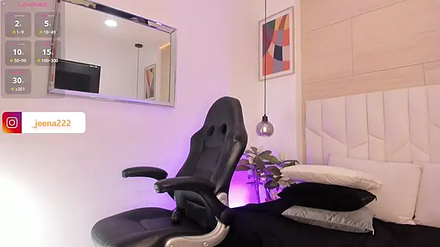 jenaa  online show from 02-14-25, 05:57